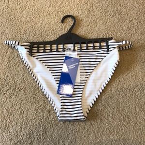 NWT H & M Bathing suit bottom